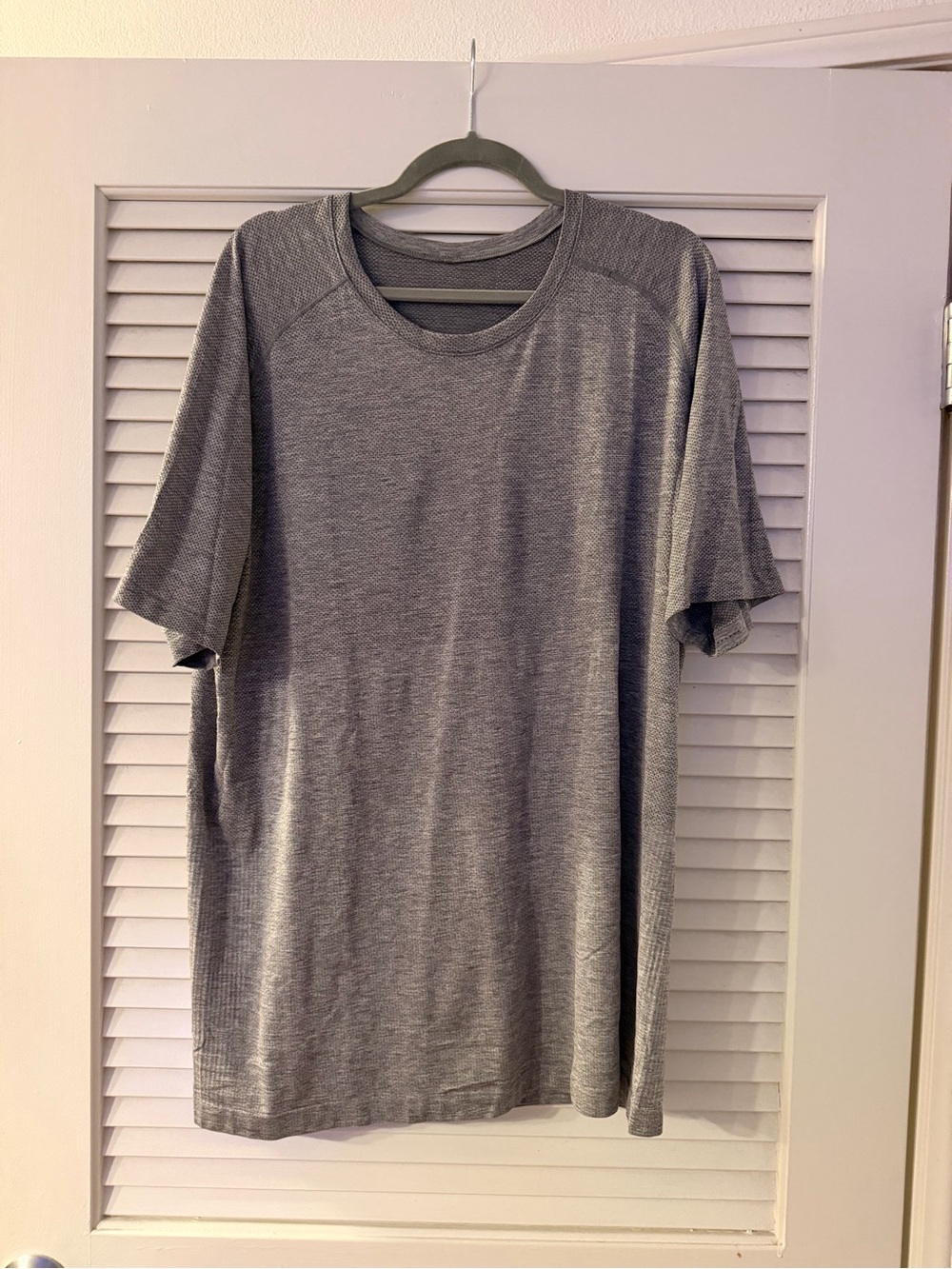 Men's Grey Lululemon Metal Vent Tech